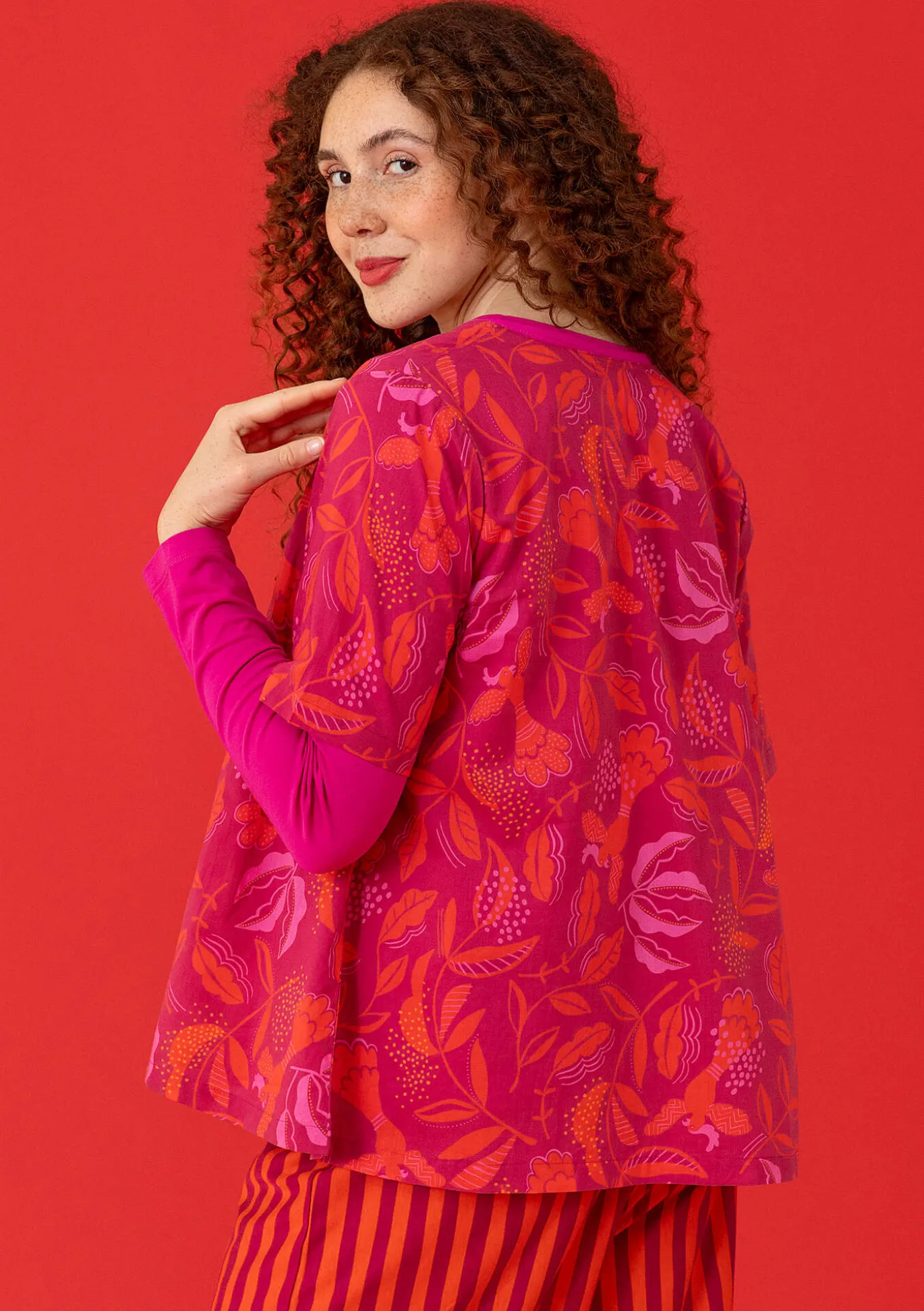 Blus "Uuve" i ekologisk bomull