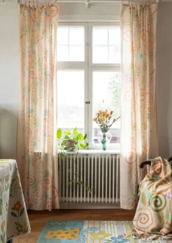 Gardin "Cumulus" i ekologisk bomull