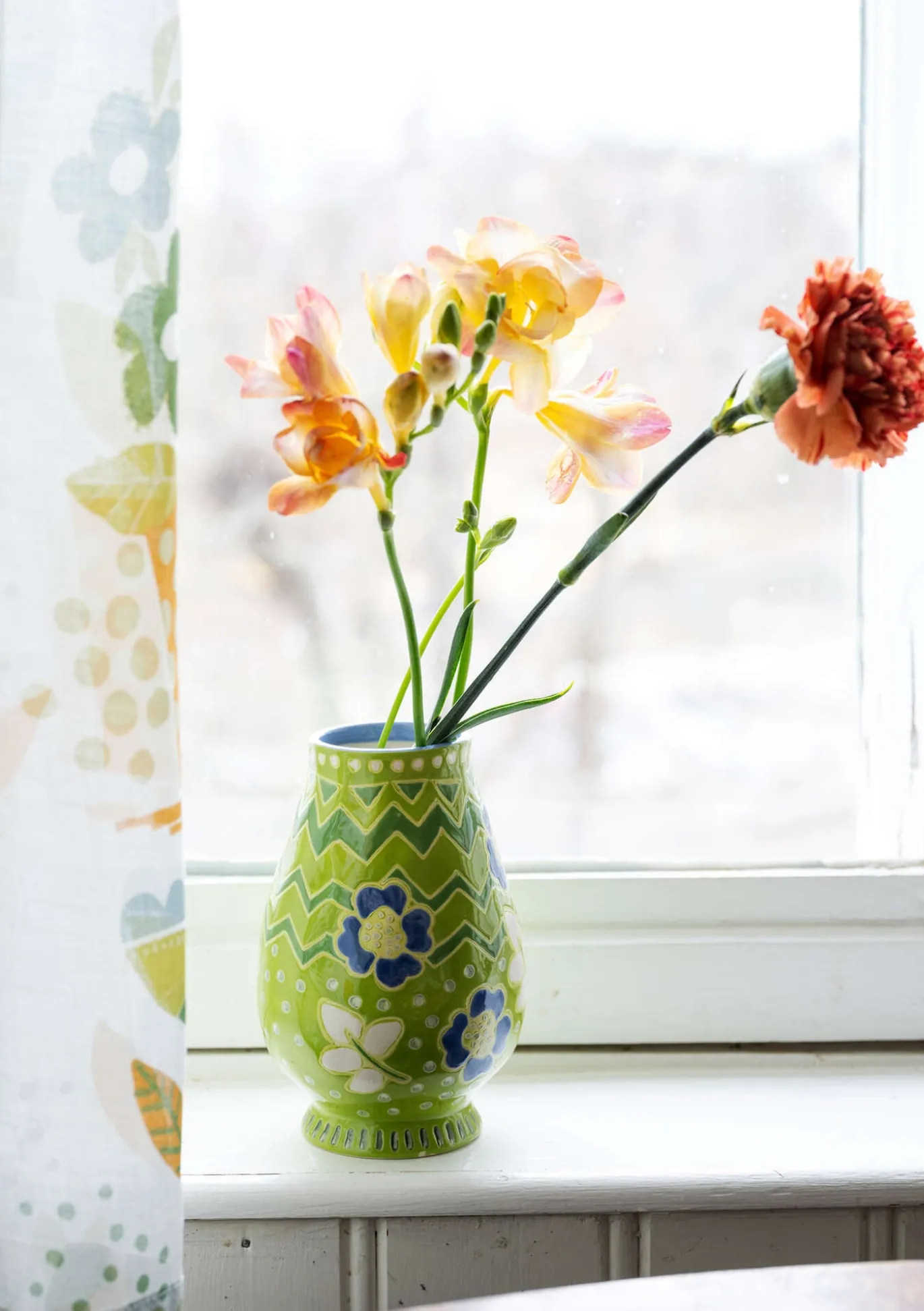 Vas "Wild rose" i keramik